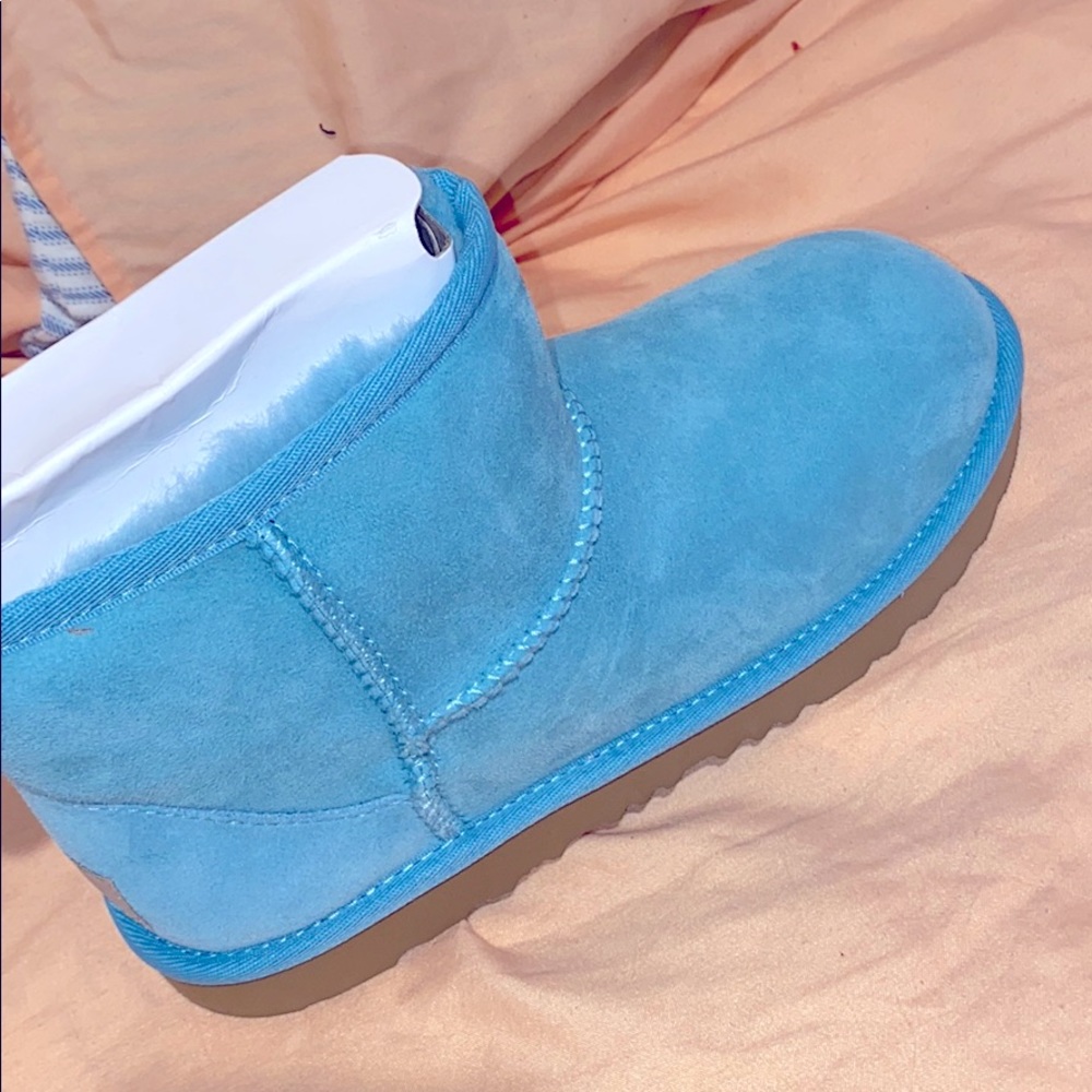 Baby blue uggs(SOLD)